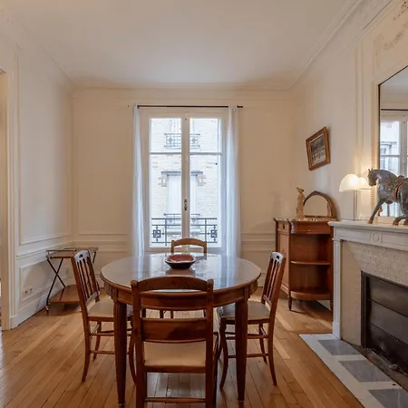 Charming 1bd With Elevator, Walk To Arc De Triomphe